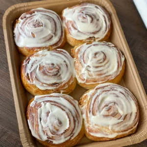 Cinnamon Rolls (6)